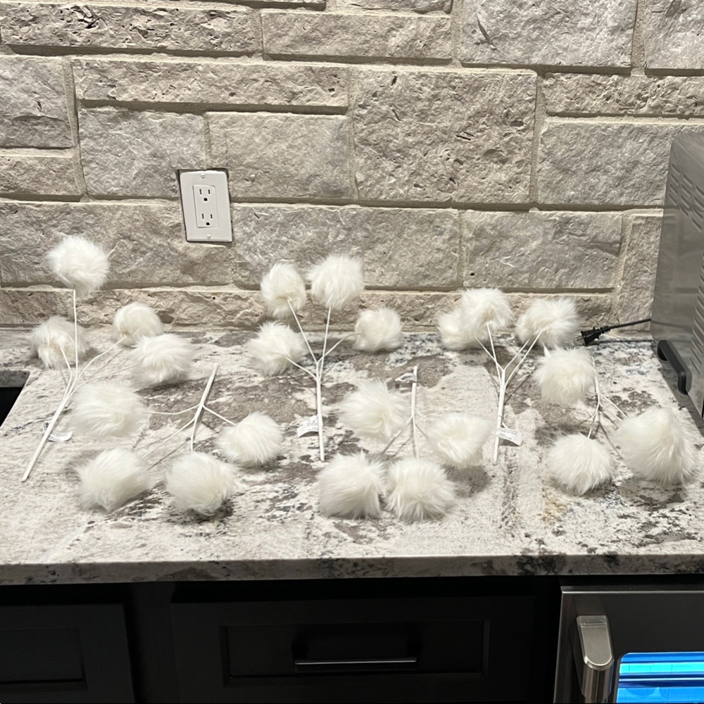 NEW Lot of 6 Pier 1 White Faux Fur Tree Sprays